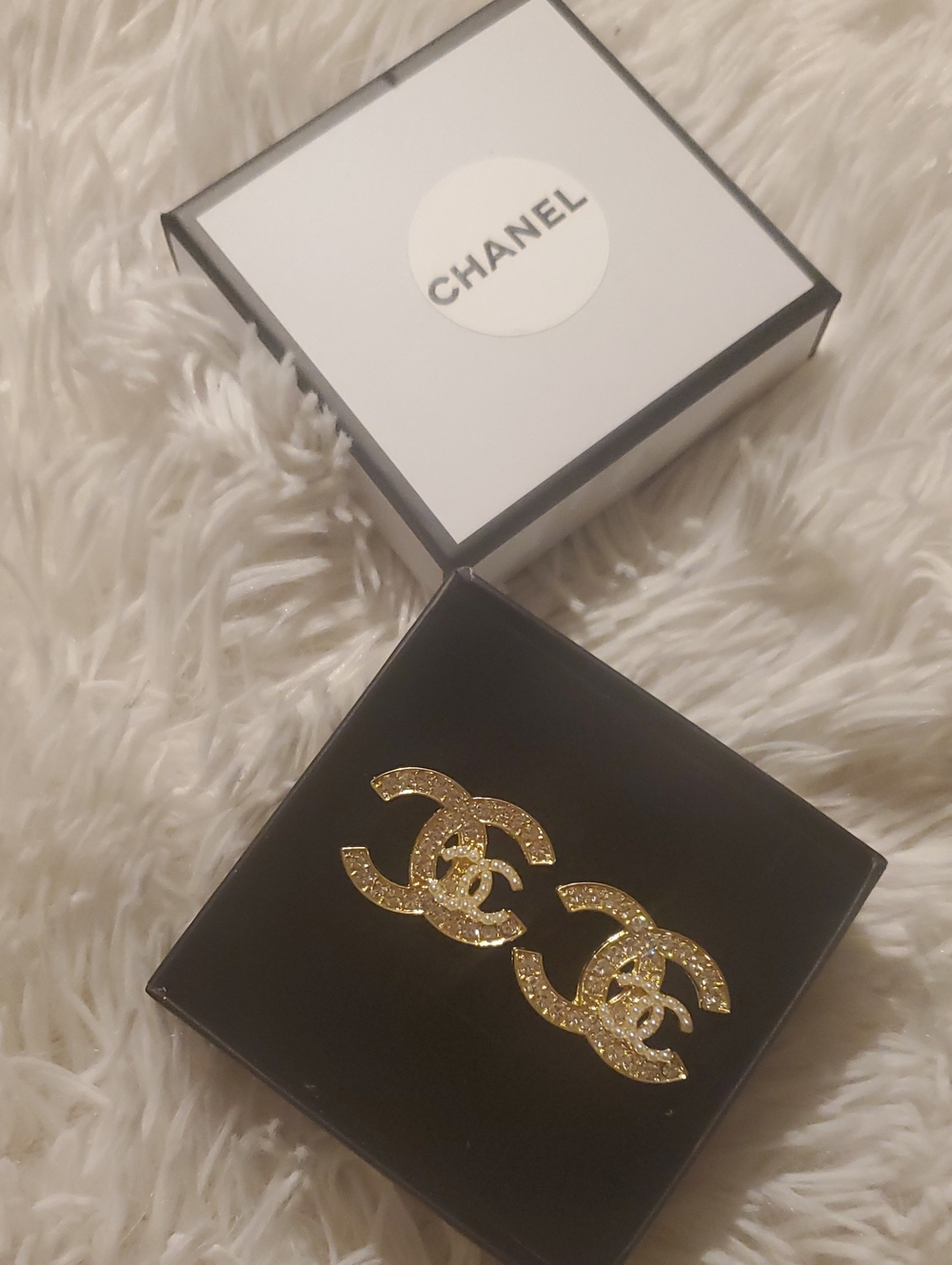 Gold Glitter Double CC Pin Pair